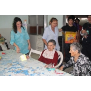 Visita al Hogar de Ancianos